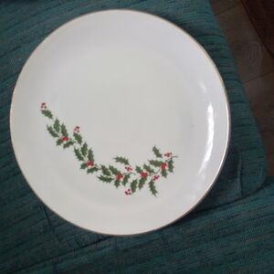 Elegant White Holly Cake Plate